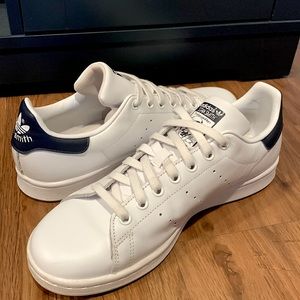 Adidas STAN SMITH originals Women’s size 10 in Cloud White/Collegiate Navy